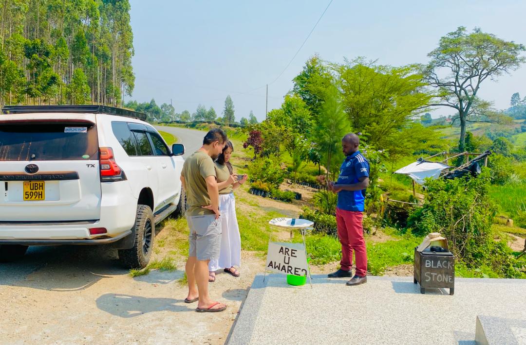 Community interaction on a Uganda safari